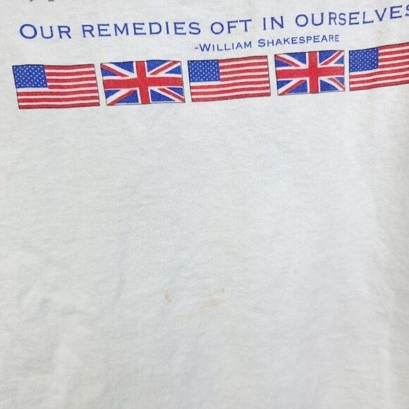 William Shakespeare T Shirt Vintage Y2K Our Remedies Oft In Ourselves Do Lie Men - Picture 3 of 6